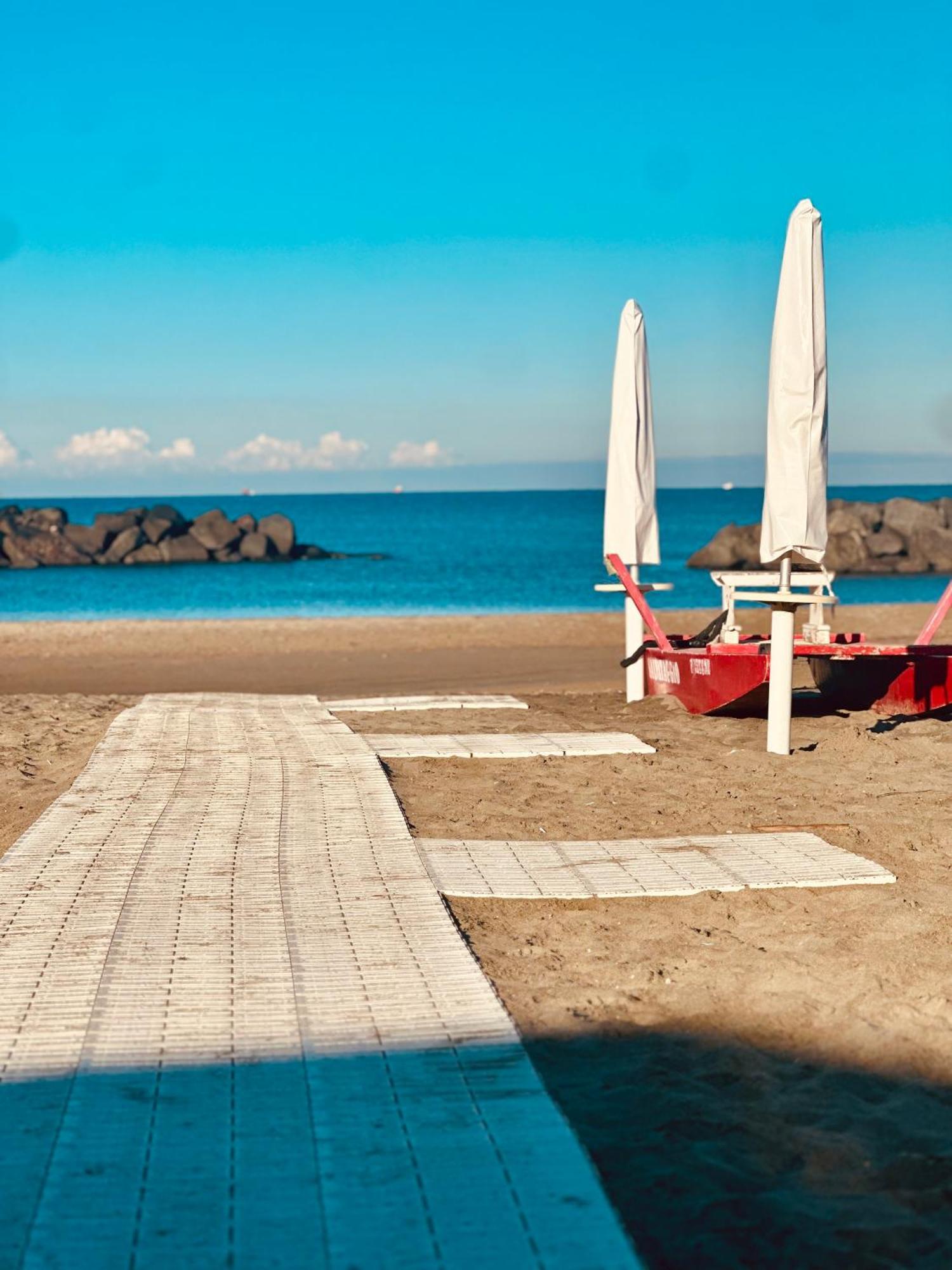Casa Mira Luxury Sea House Fco Airport Leilighet Fiumicino Eksteriør bilde
